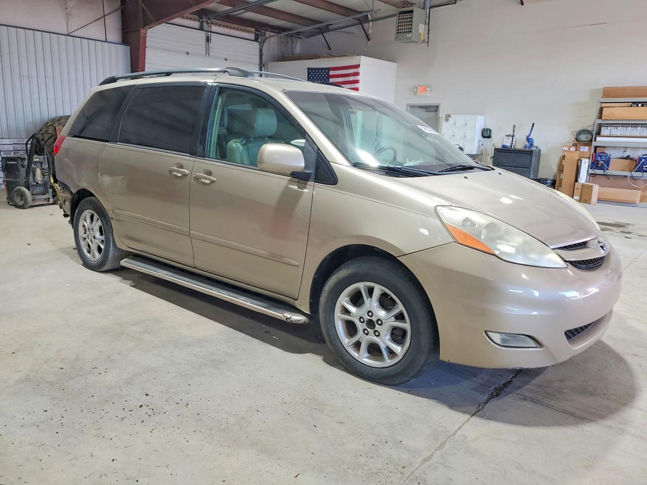Toyota Sienna Xle 7 Passenger