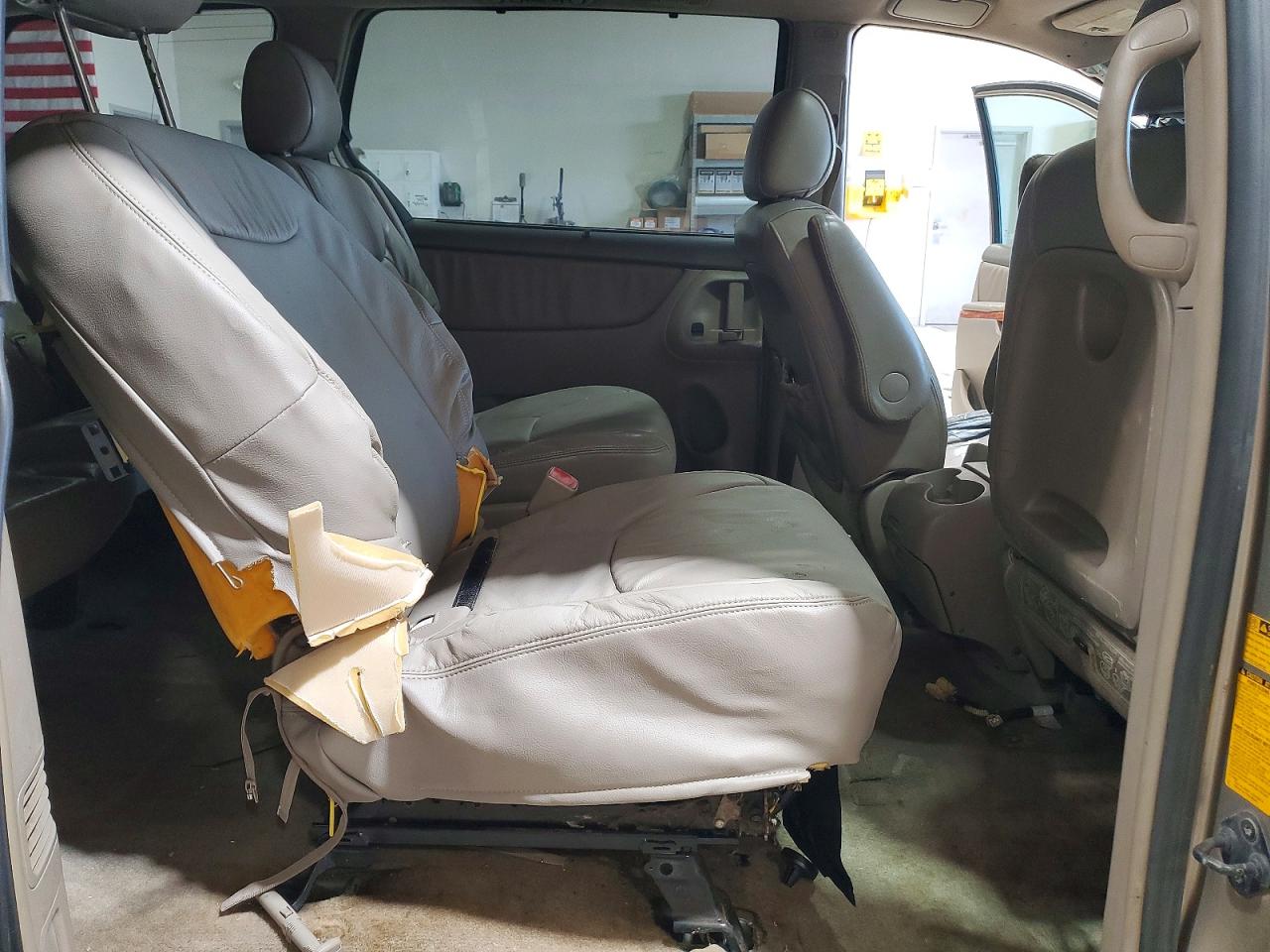Toyota Sienna Xle 7 Passenger