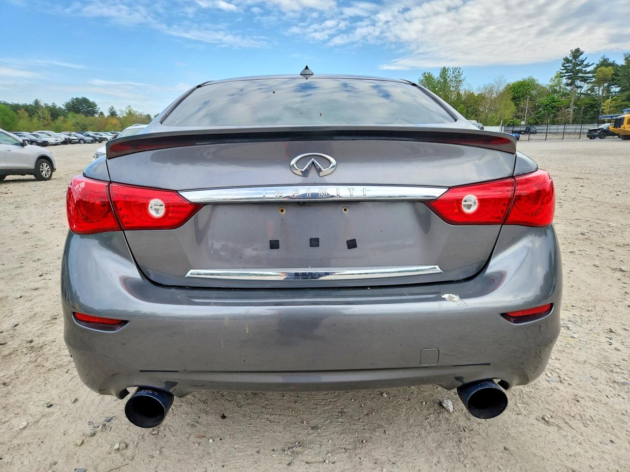 INFINITI Q50 3.0t P 3.0t Premium