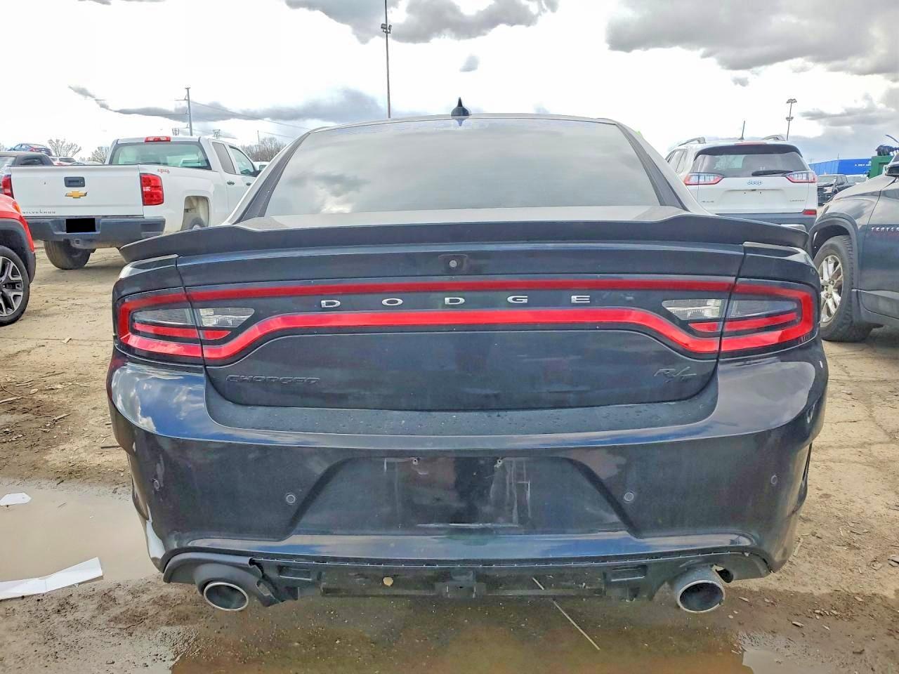 Dodge Charger R
