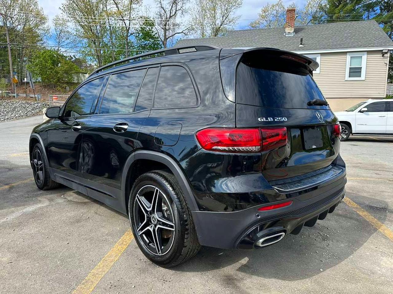 Mercedes-Benz GLB 250 4matic