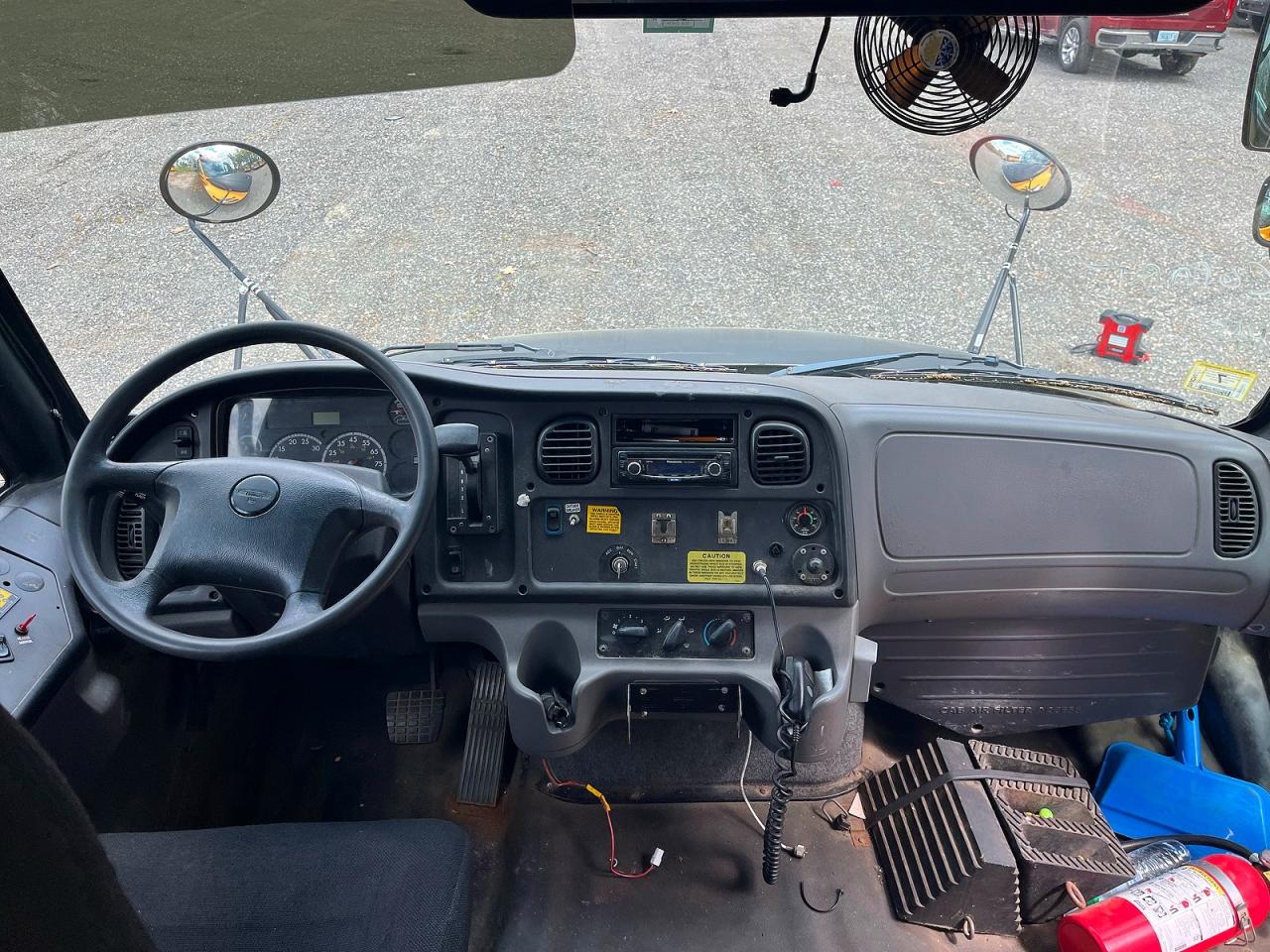 Freightliner Chassis B2b