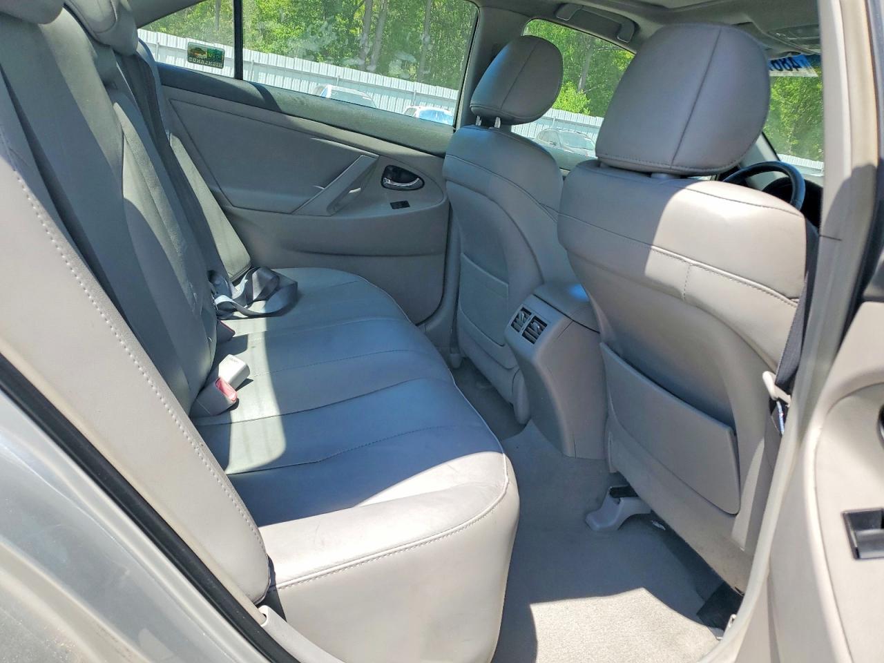 Toyota Camry Base