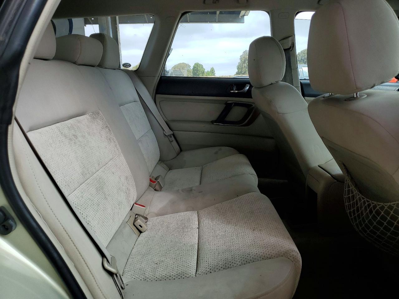 Subaru Legacy Outback 2.5i