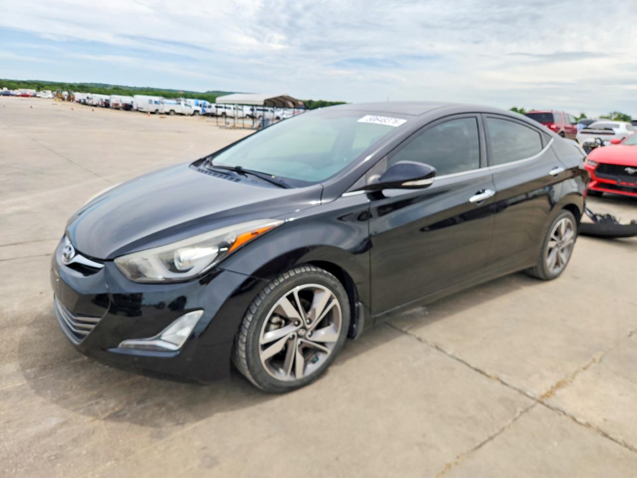 Salvage Hyundai ELANTRA Image