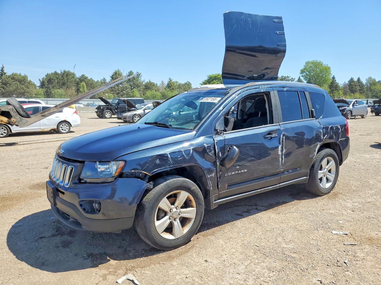 Salvage Jeep Compass Image
