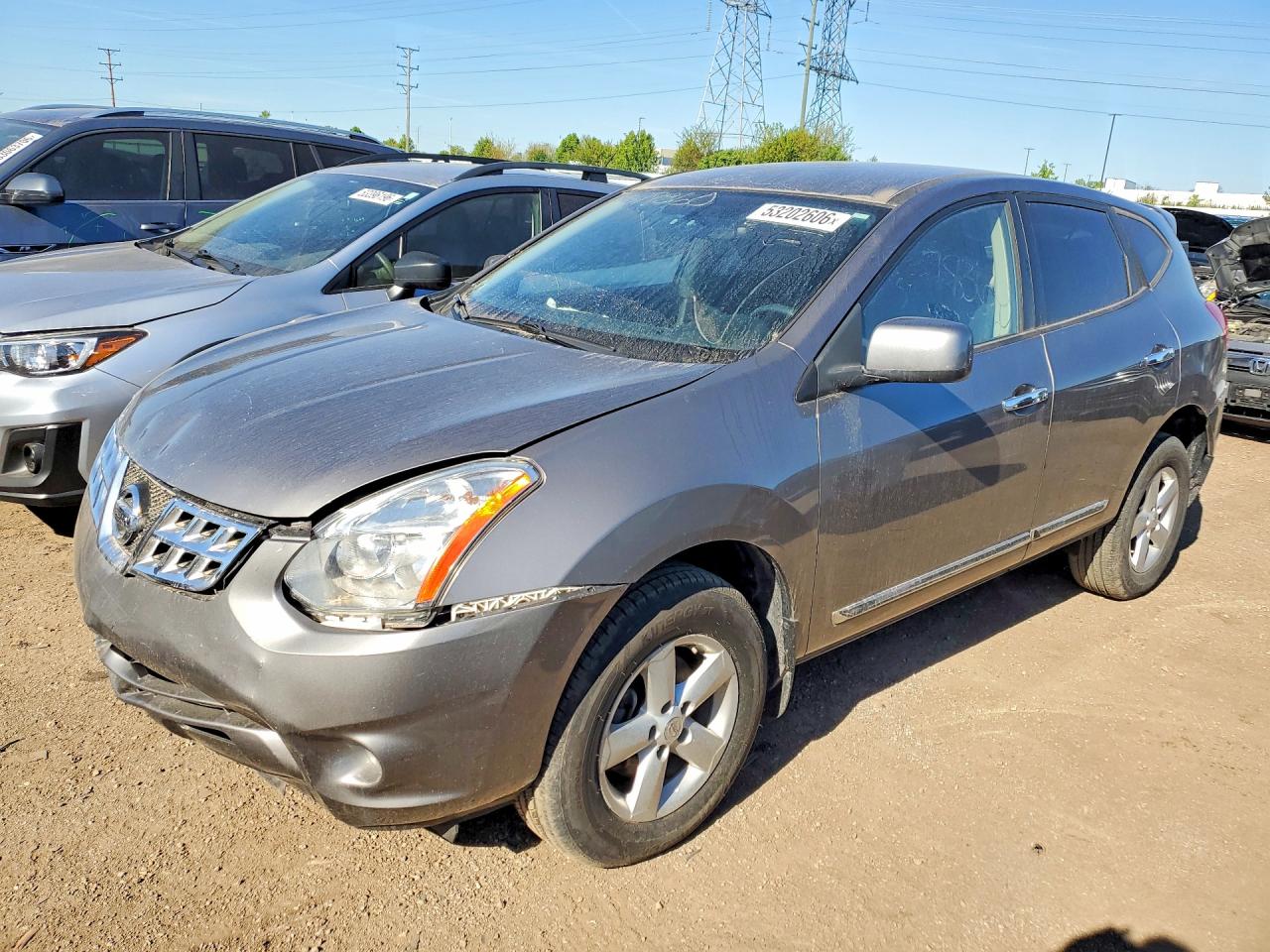 Salvage Nissan Rogue Image