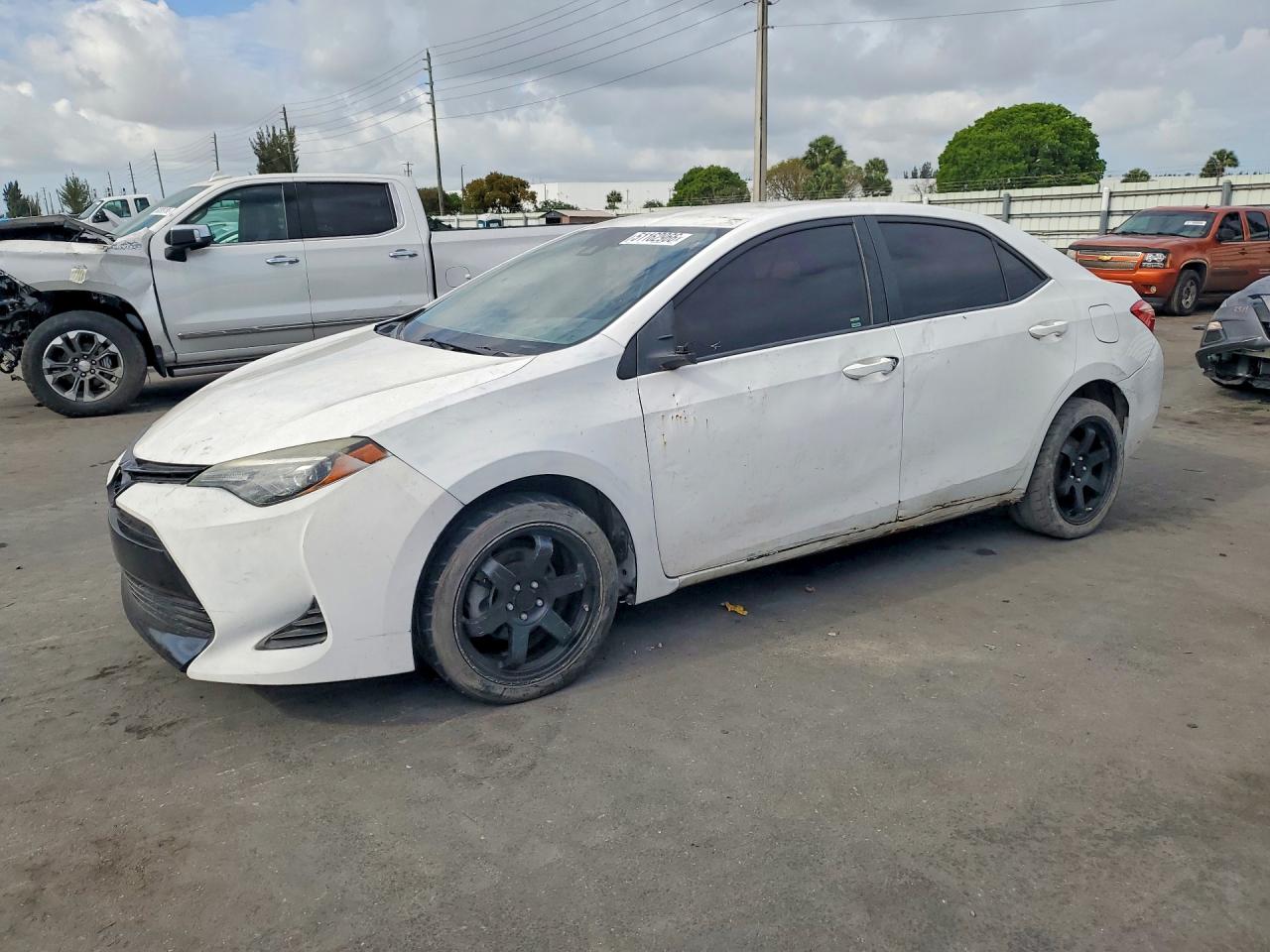 Salvage Toyota Corolla Image