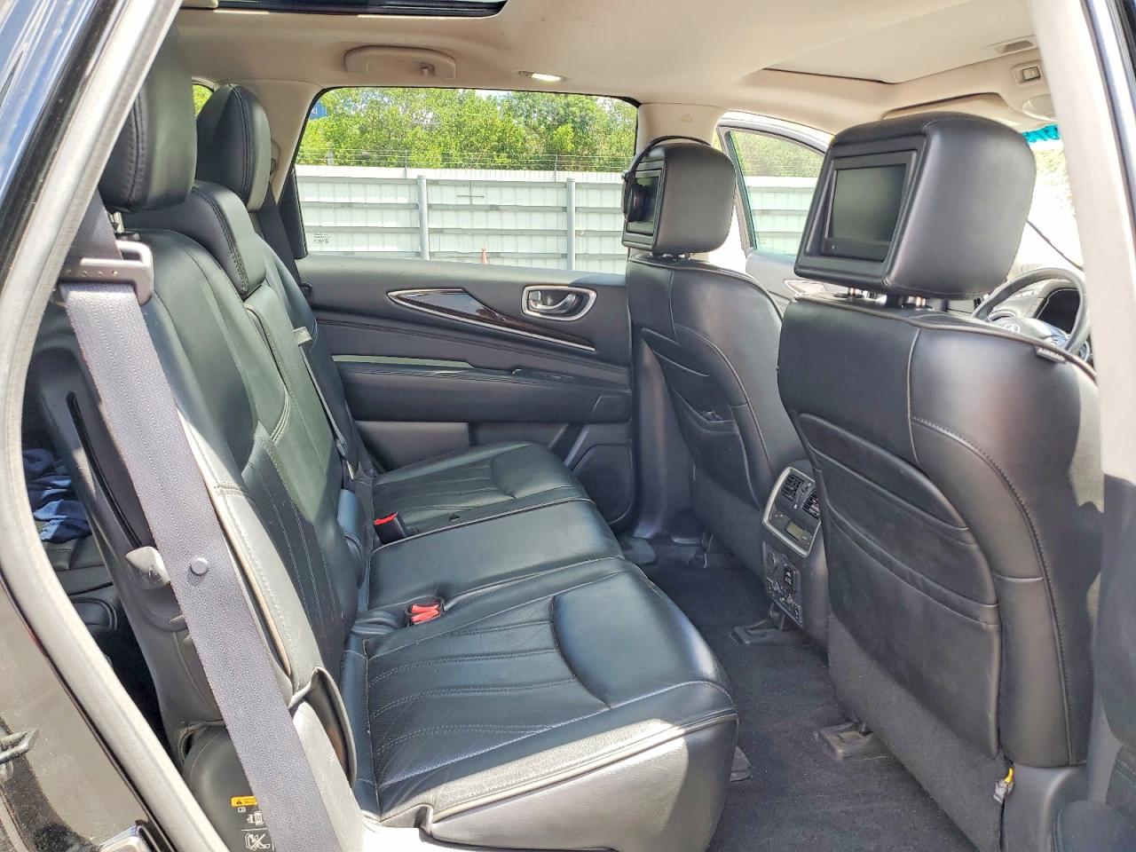 INFINITI JX35 Base