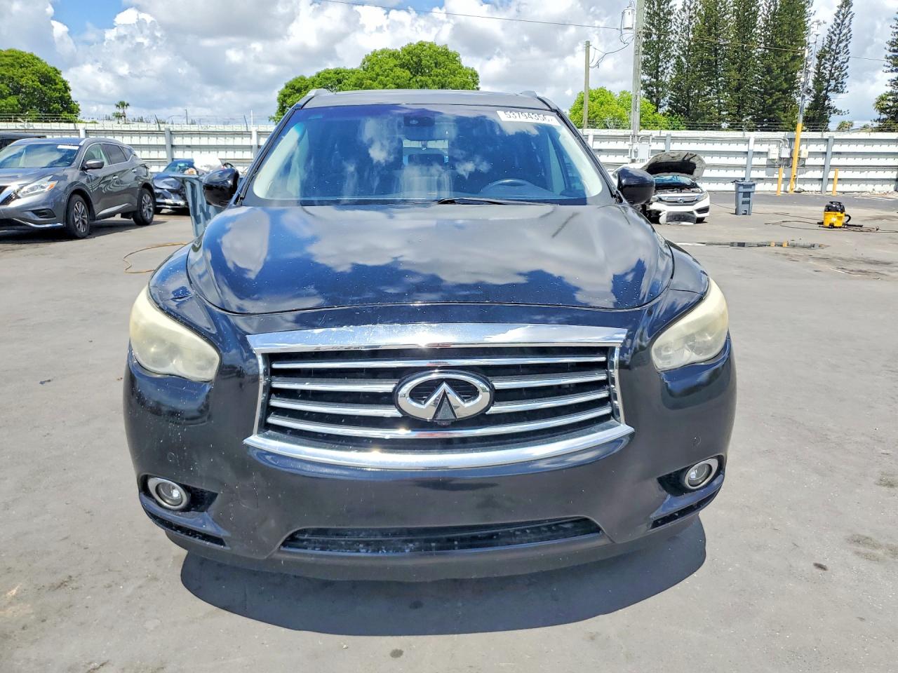 INFINITI JX35 Base