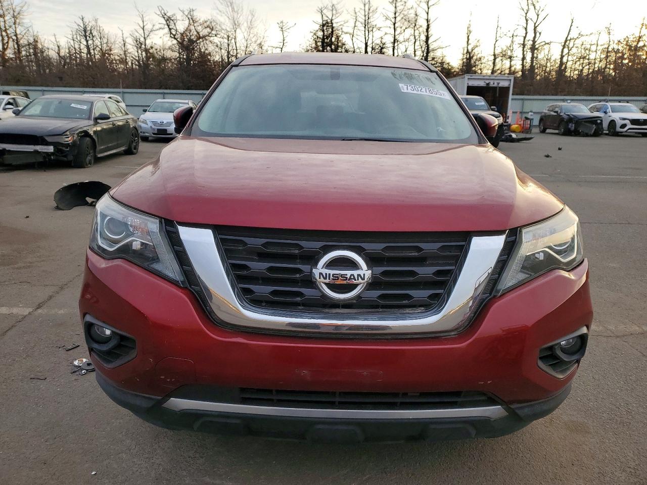 Nissan Pathfinder S