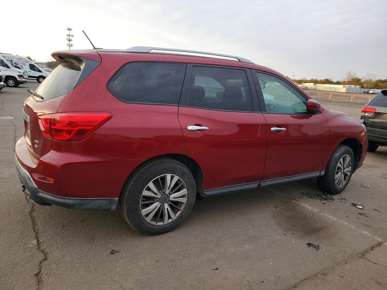 Nissan Pathfinder S