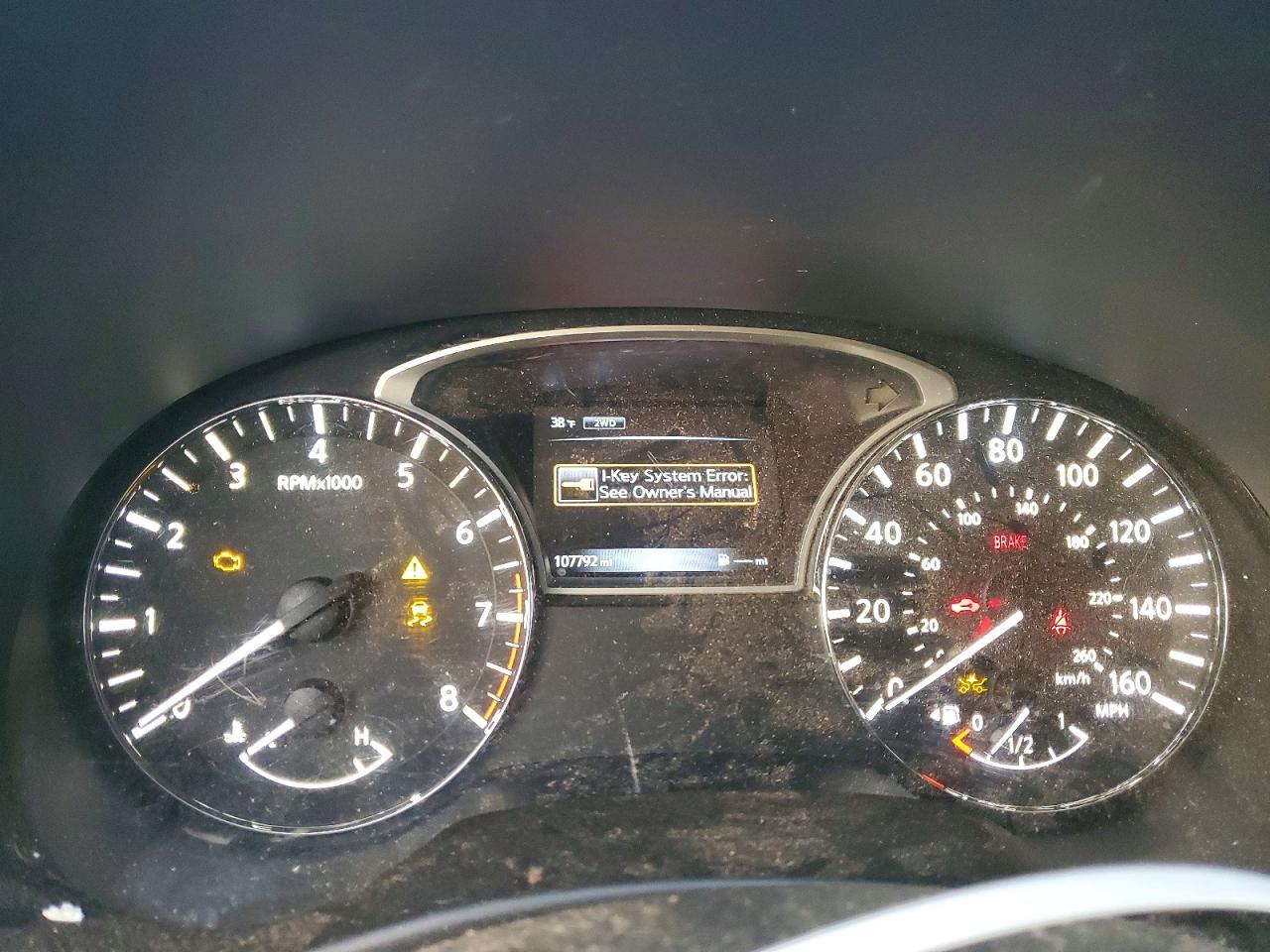 Nissan Pathfinder S
