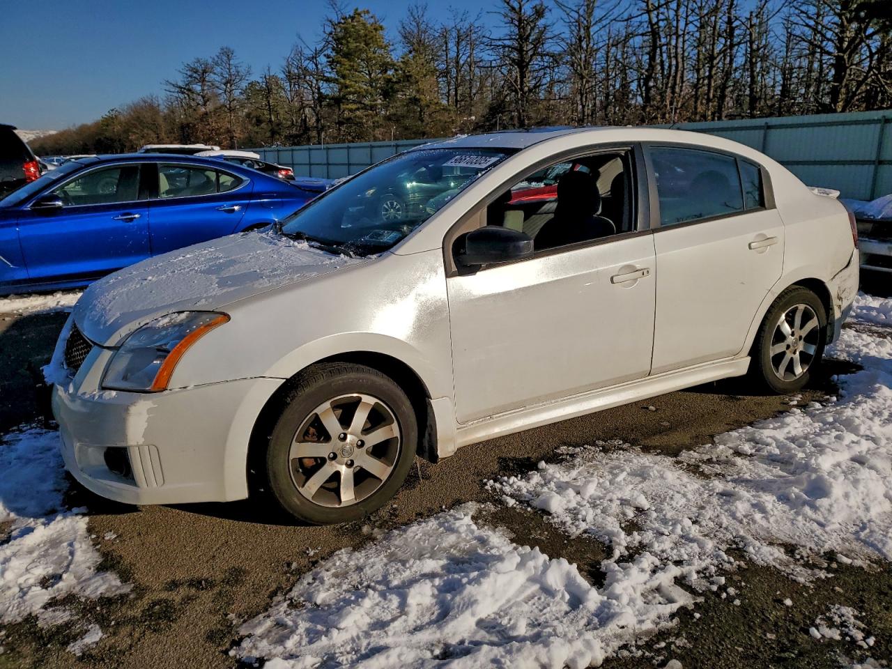Salvage Nissan Sentra Image