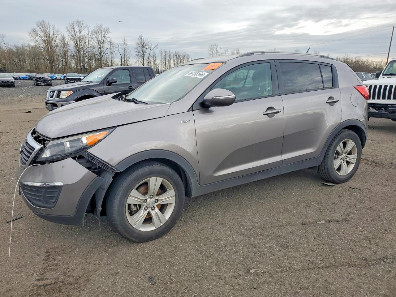 Salvage Kia Sportage Image