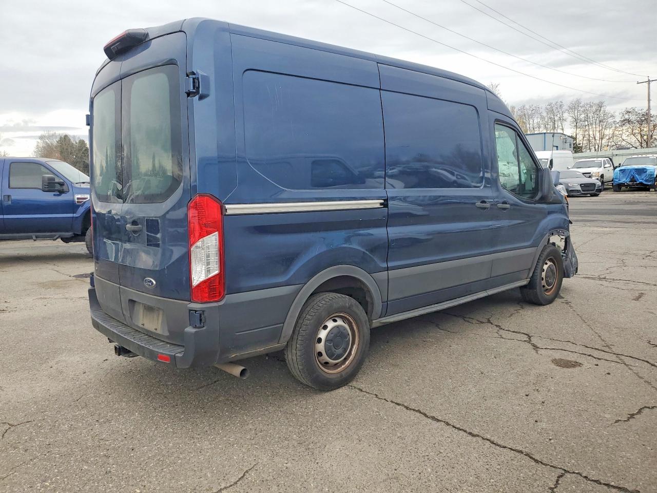 Ford Transit T-150