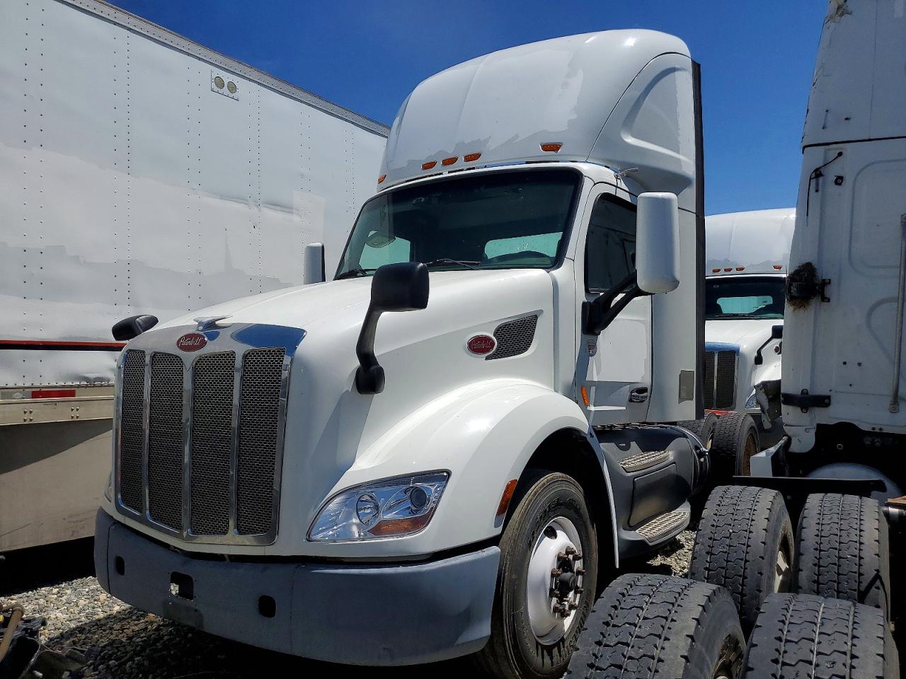 Peterbilt 579