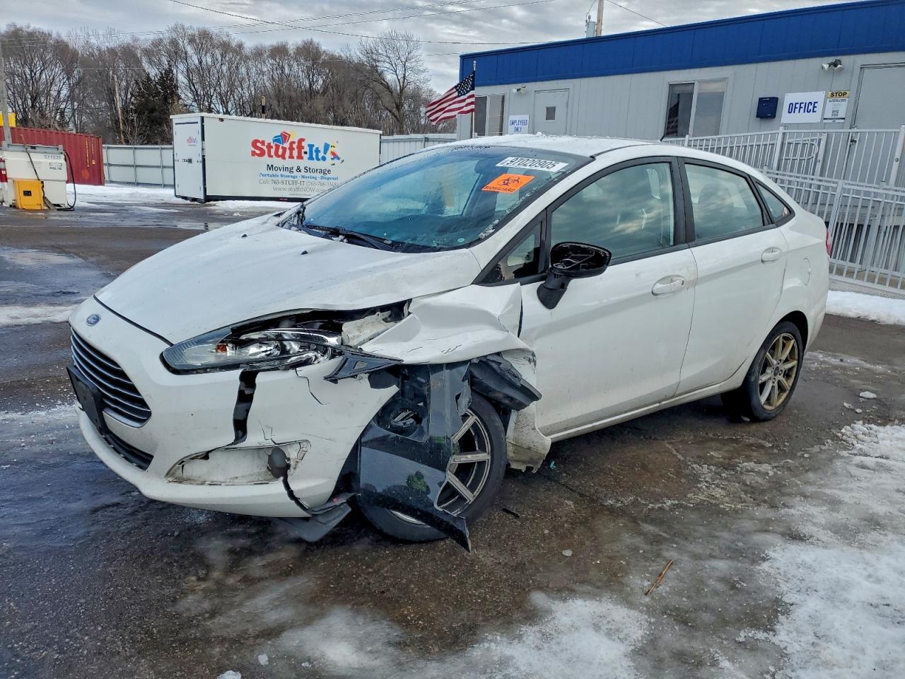 Salvage Ford Fiesta Image