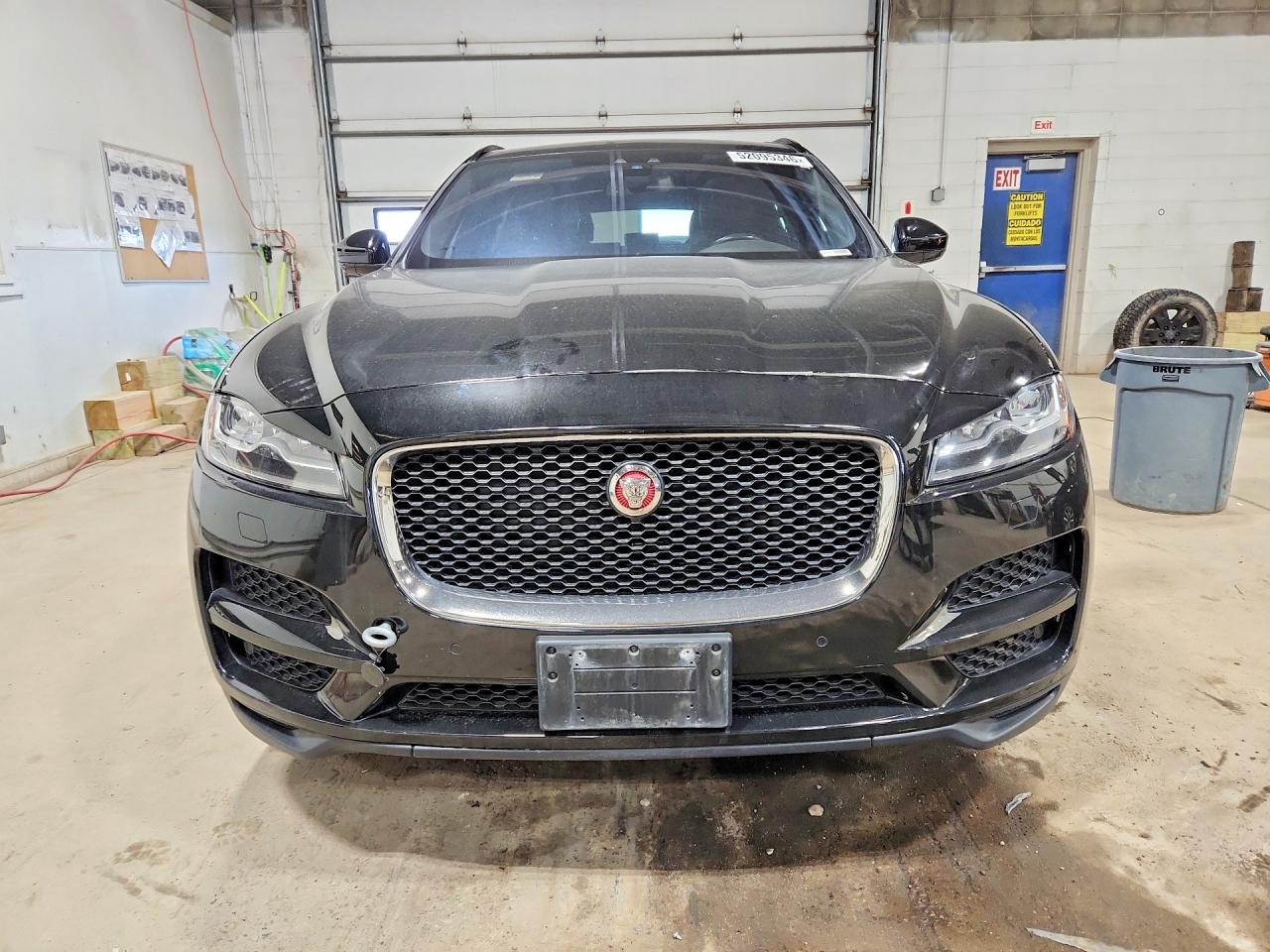 Jaguar F-PACE Prestige
