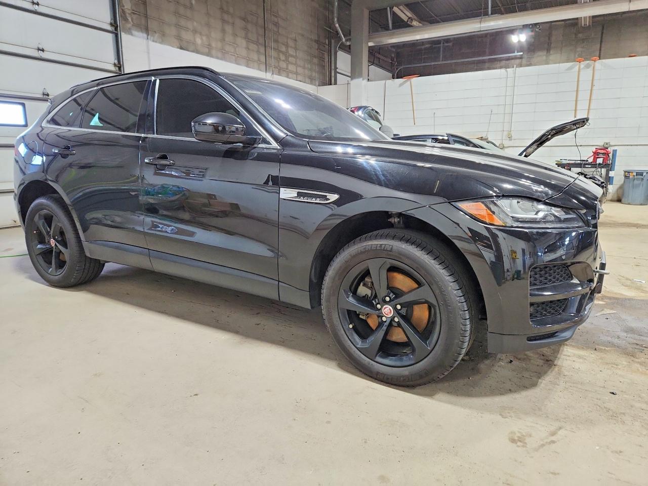 Jaguar F-PACE Prestige