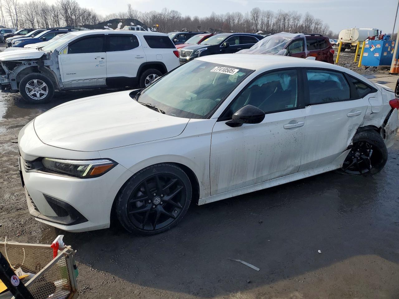Salvage Honda Civic Image