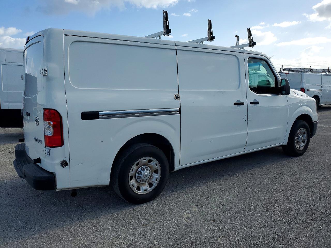 Nissan Nv 1500 Sv