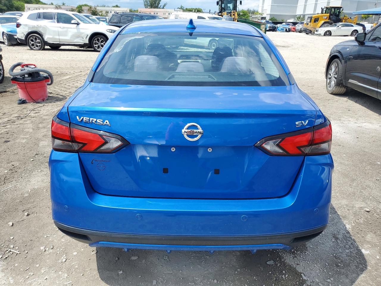 Nissan Versa Sv