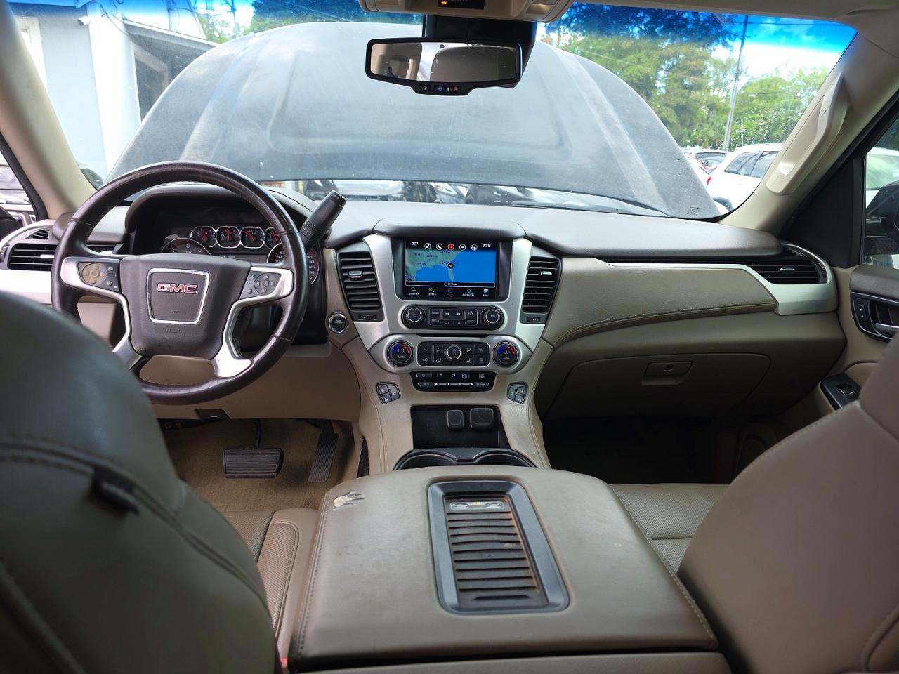 GMC Yukon Slt