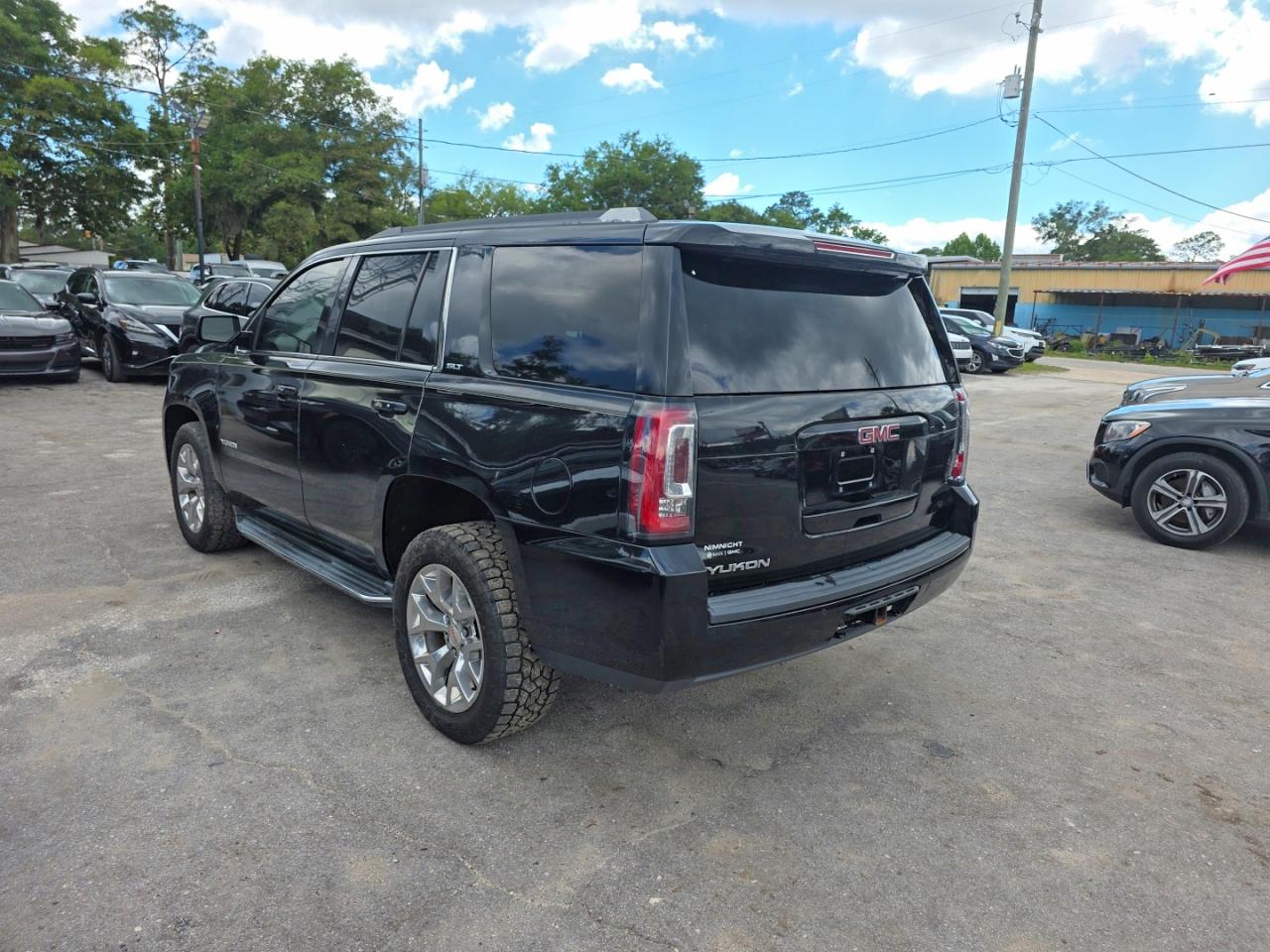 GMC Yukon Slt