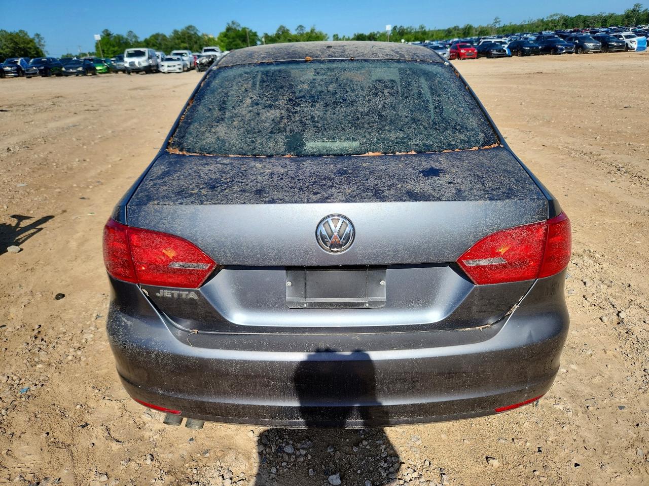 Volkswagen Jetta Base