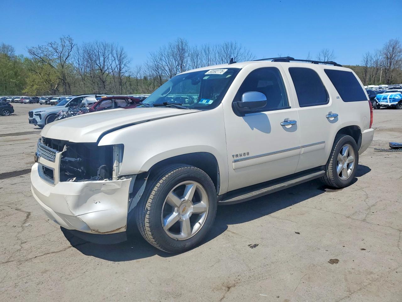 Salvage Chevrolet Tahoe Image