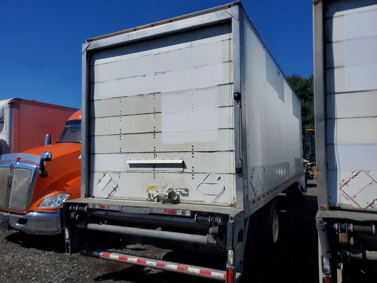Kenworth T370