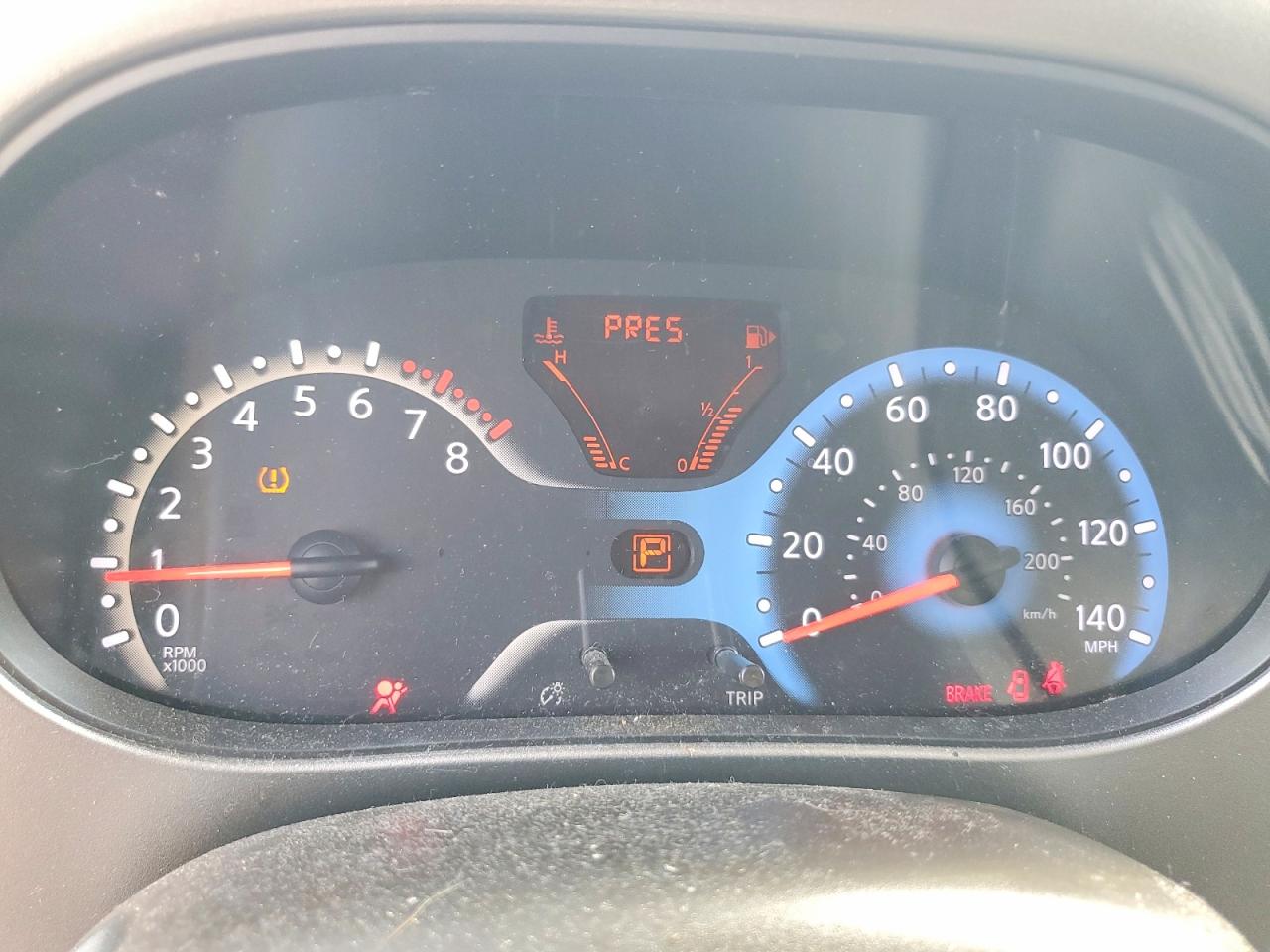 Nissan cube 1.8