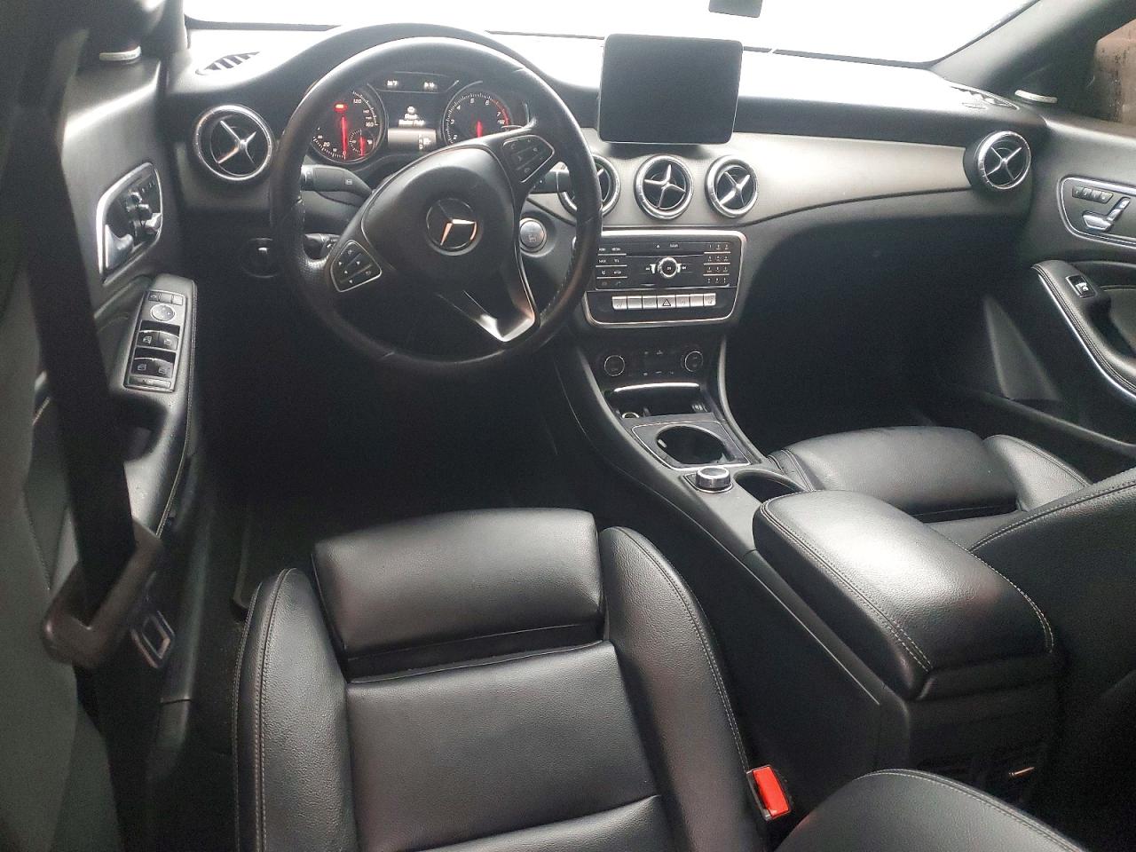 Mercedes-Benz Cla-class 250 4matic