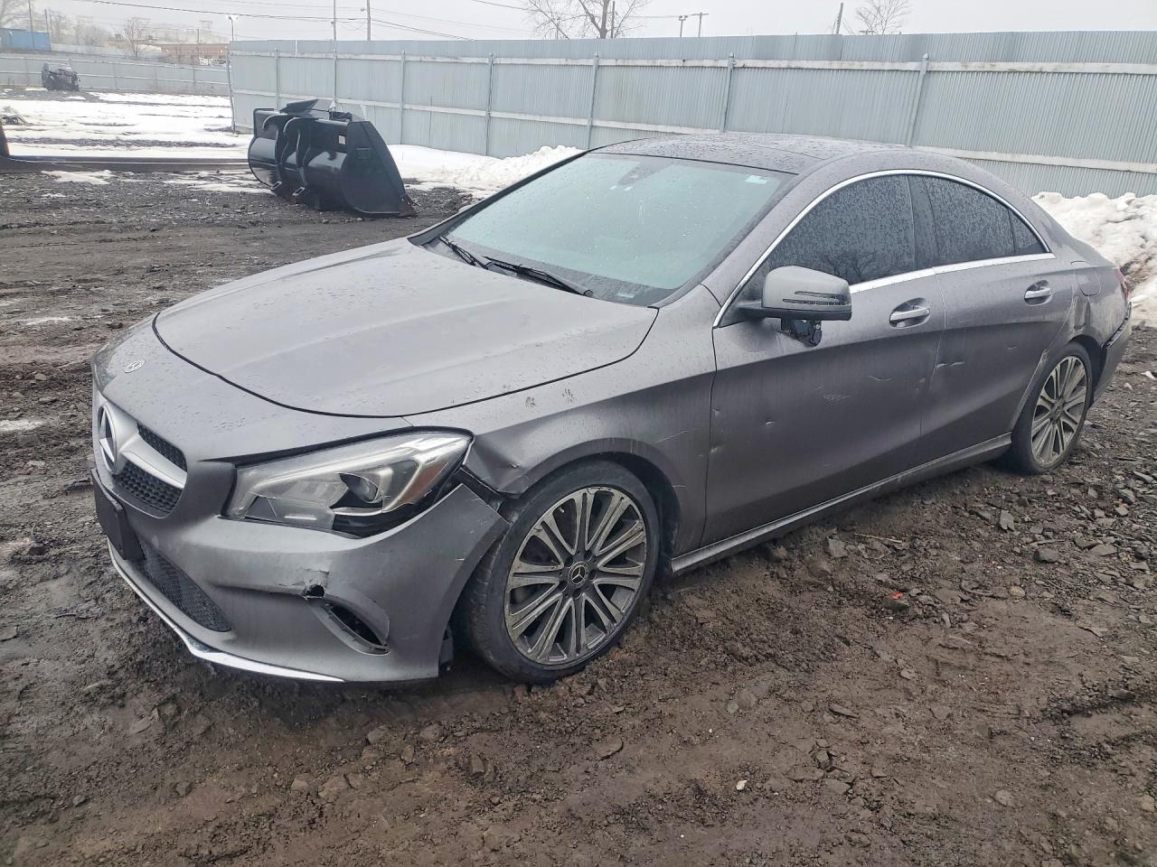 Salvage Mercedes-Benz Cla-class Image