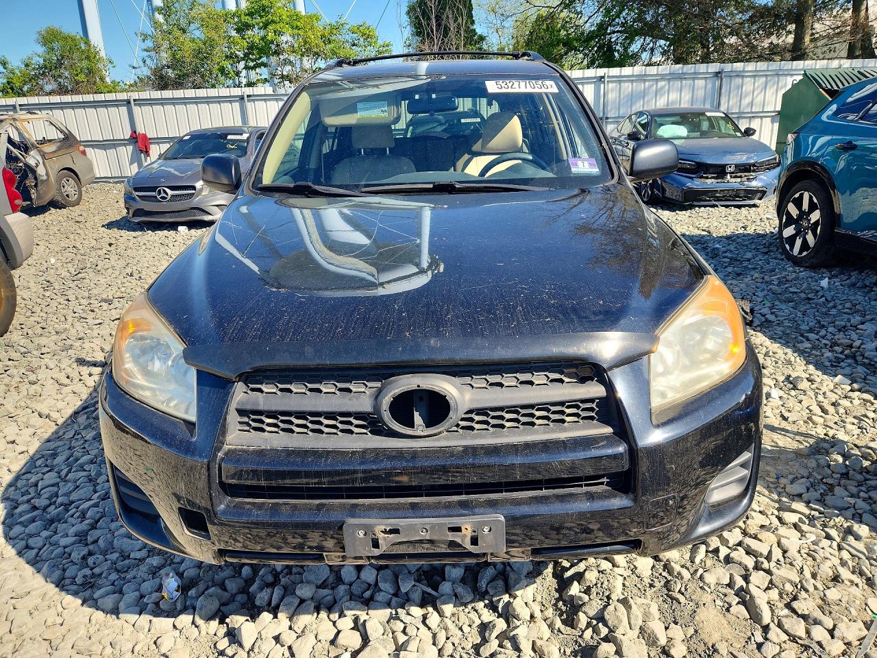 Toyota RAV4 Base