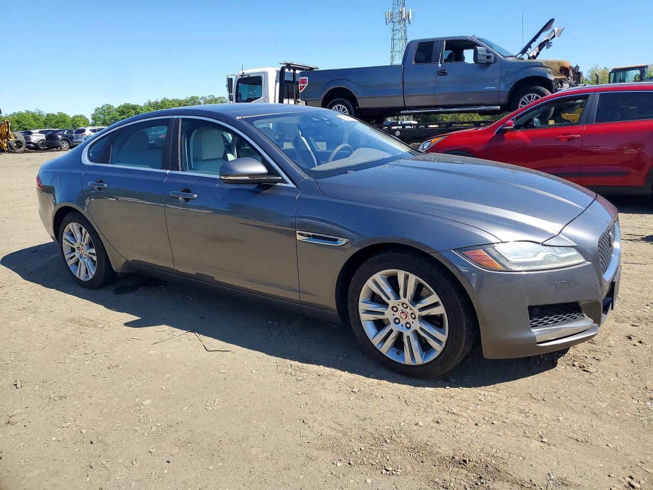 Jaguar XF Premium