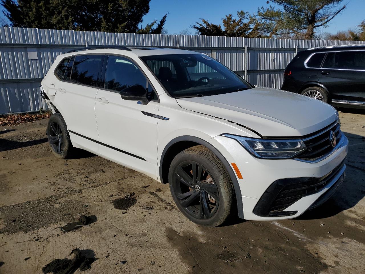 Volkswagen Tiguan Se R-line Black