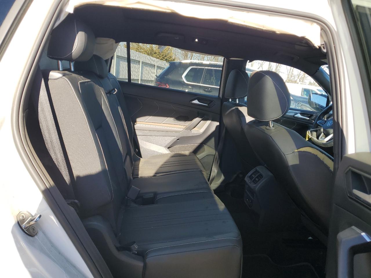 Volkswagen Tiguan Se R-line Black