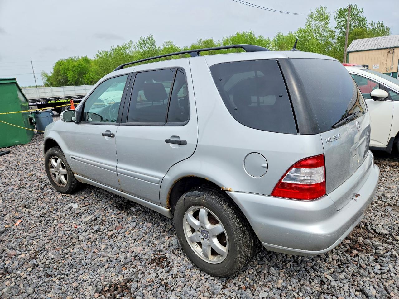 Mercedes-Benz M-Class 350