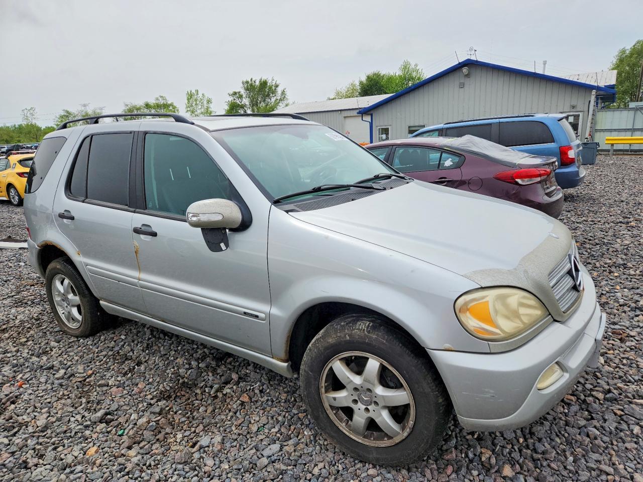 Mercedes-Benz M-Class 350