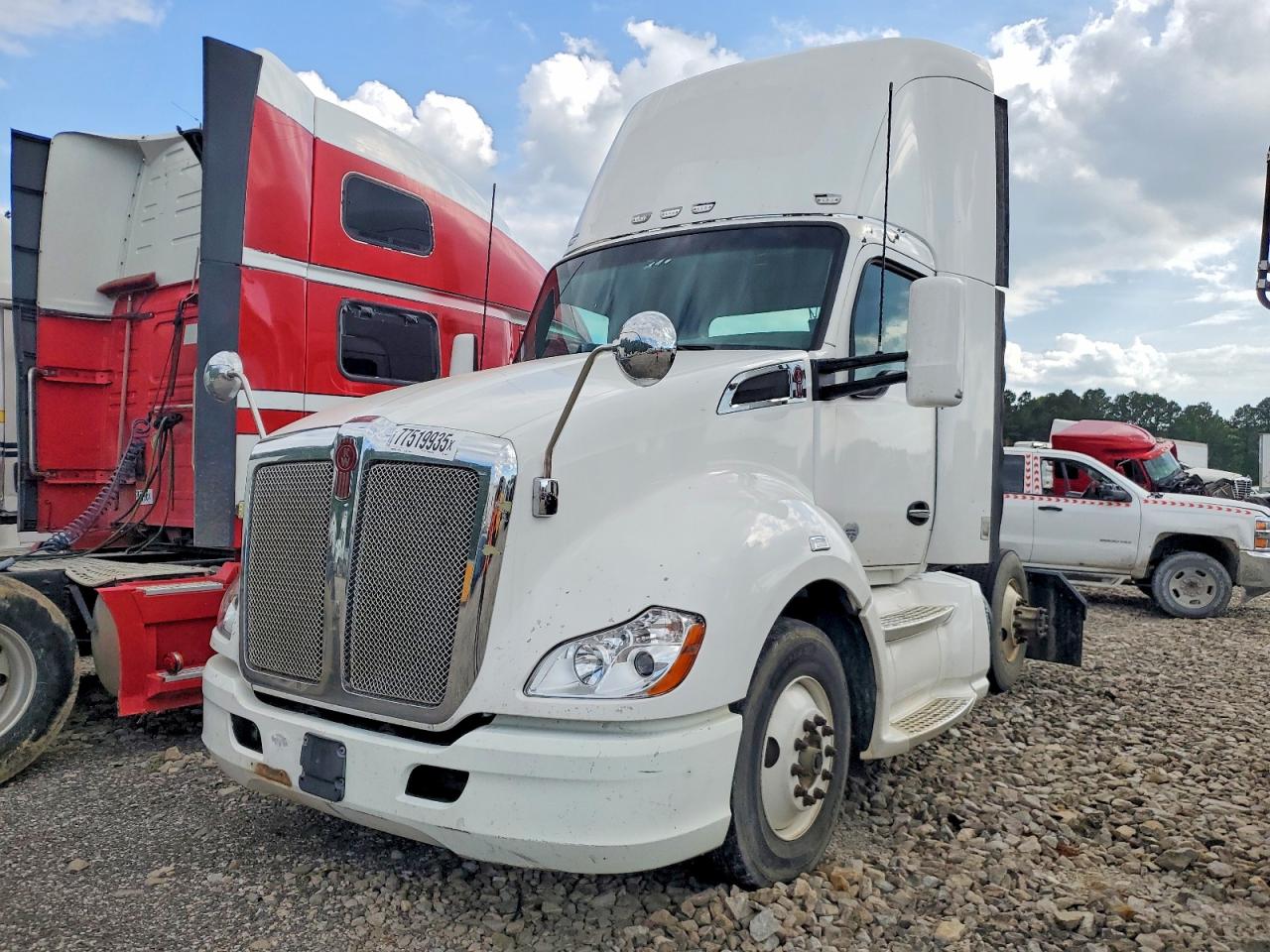 Kenworth Constructi