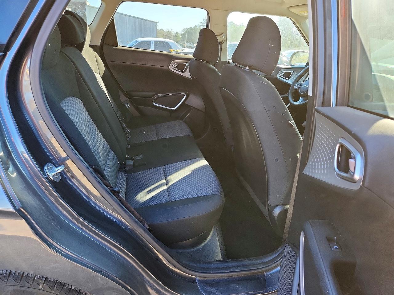 Kia Soul Lx