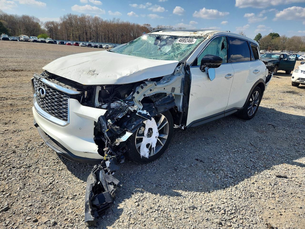 Salvage INFINITI Qx Image