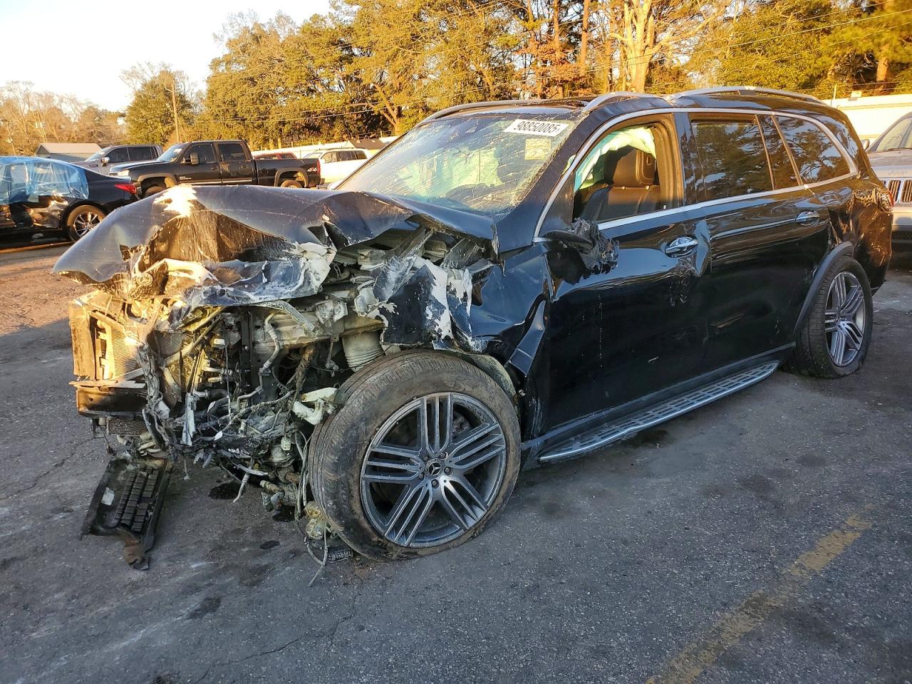 Salvage Mercedes-Benz Gls-class Image