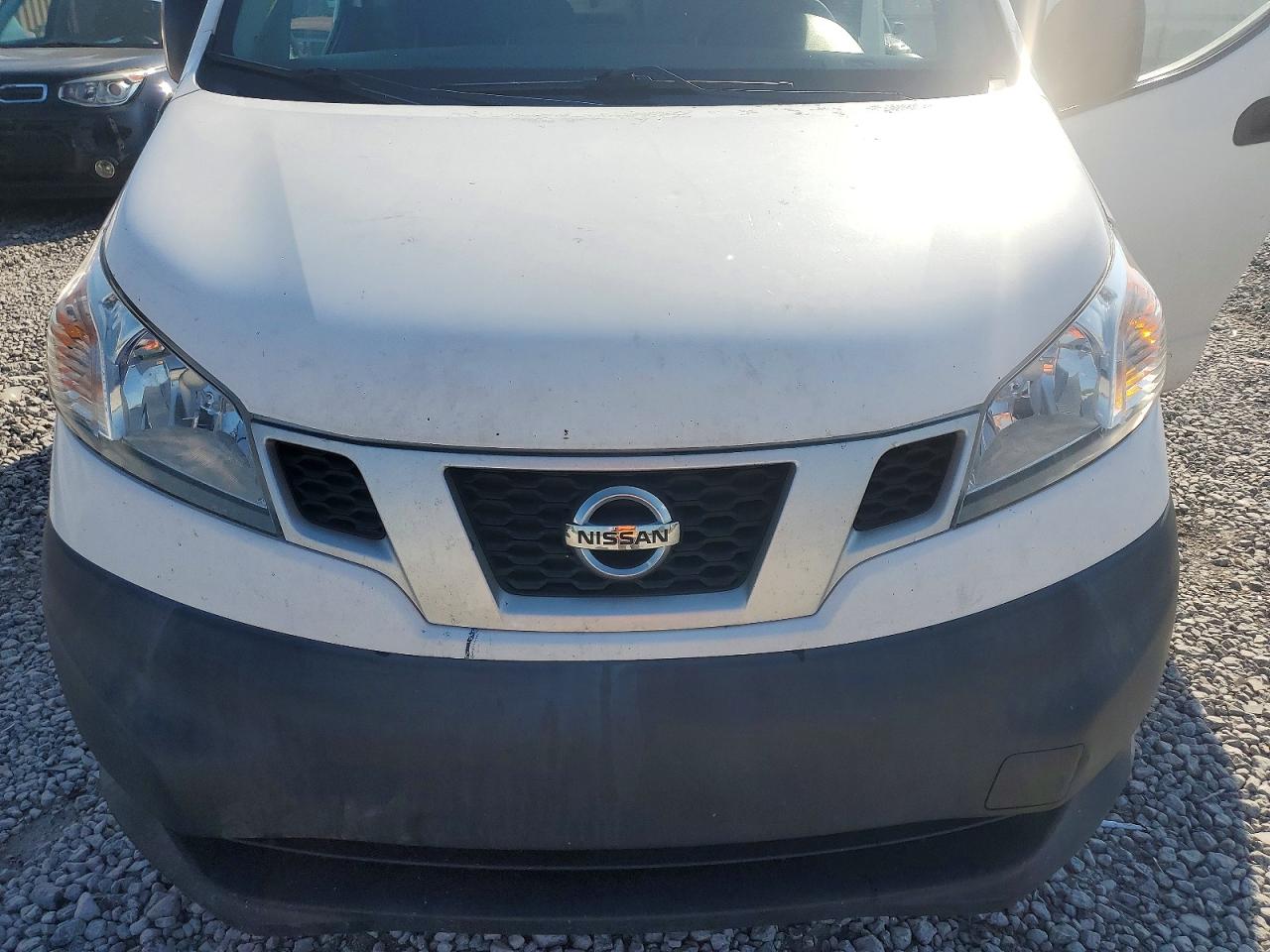 Nissan Nv S