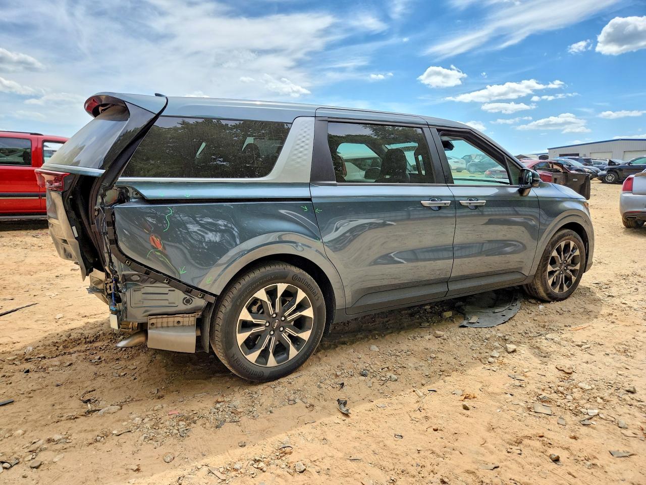 Kia Carnival Ex