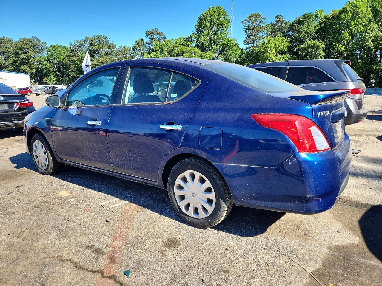 Nissan Versa Sv