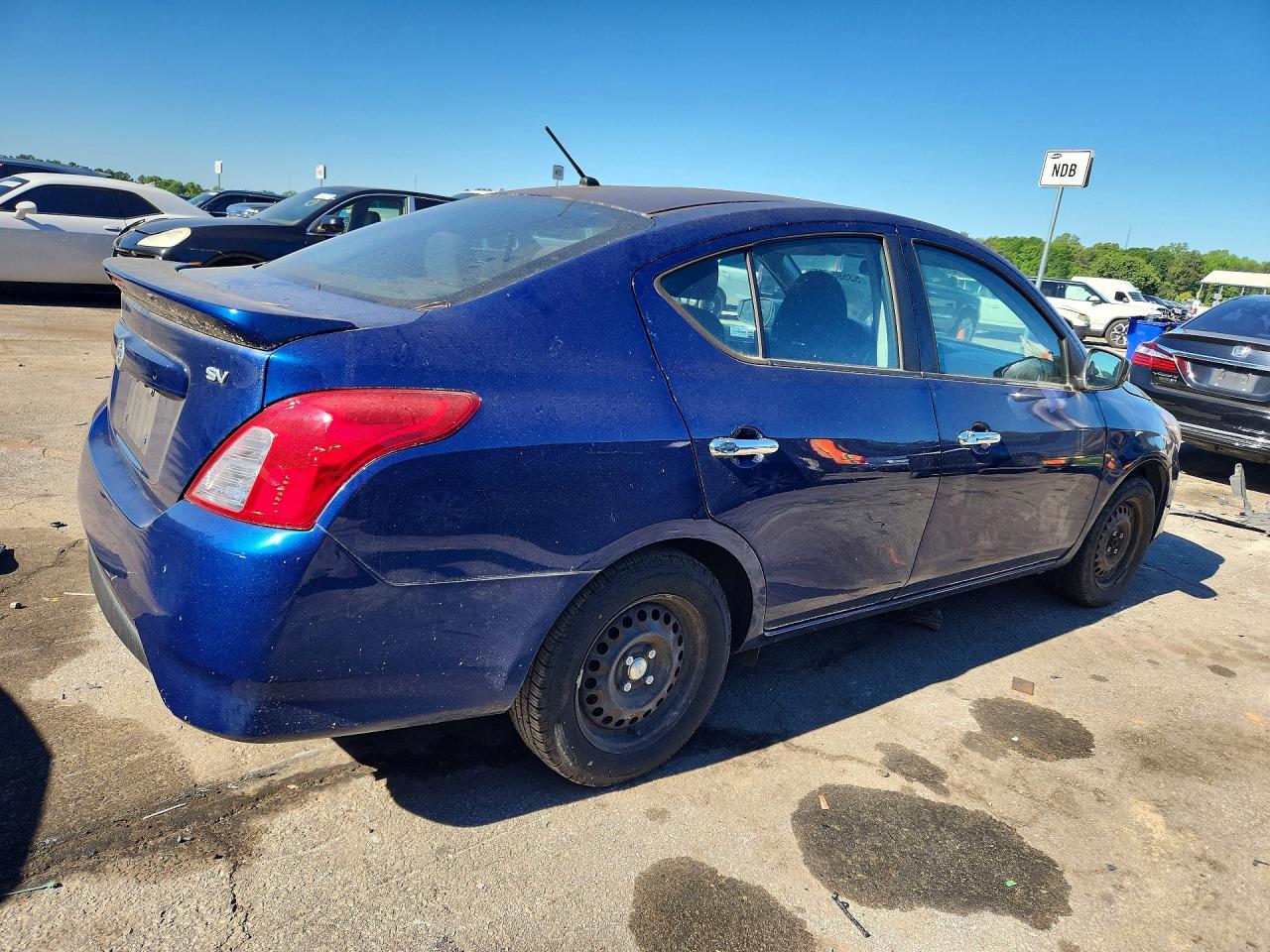Nissan Versa Sv