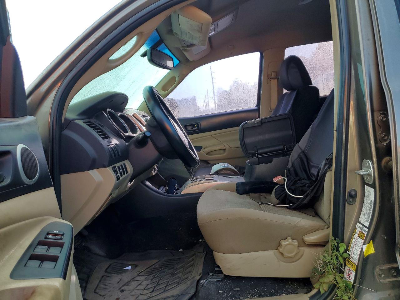 Toyota Tacoma Base
